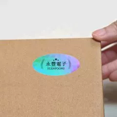 橢圓雷射貼紙近照示意